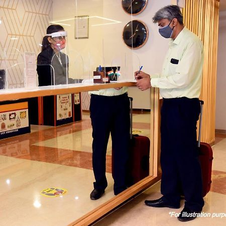 Oyo 81087 Hotel Relax Inn Hāthras Εξωτερικό φωτογραφία